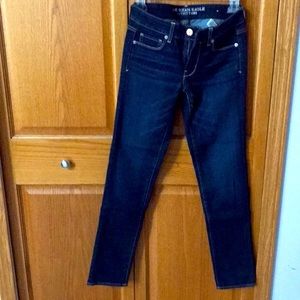 American Eagle Jeans. Size 2. Dark rinse.